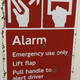 Illustration for article titled Good God Can We Finally Replace The Lousy Emergency Brake With This
